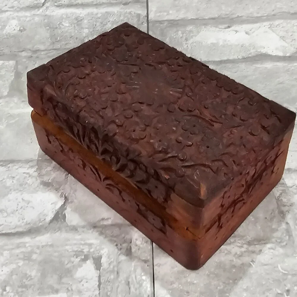 Wooden Felt Lined Jewelry Box‎ Carved Floral Boho Decor Keepsake Box